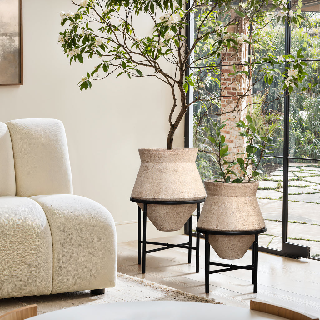 Nordic-Style Iron Plant Stand Set with Ceramic Pots – Modern Minimalist Design