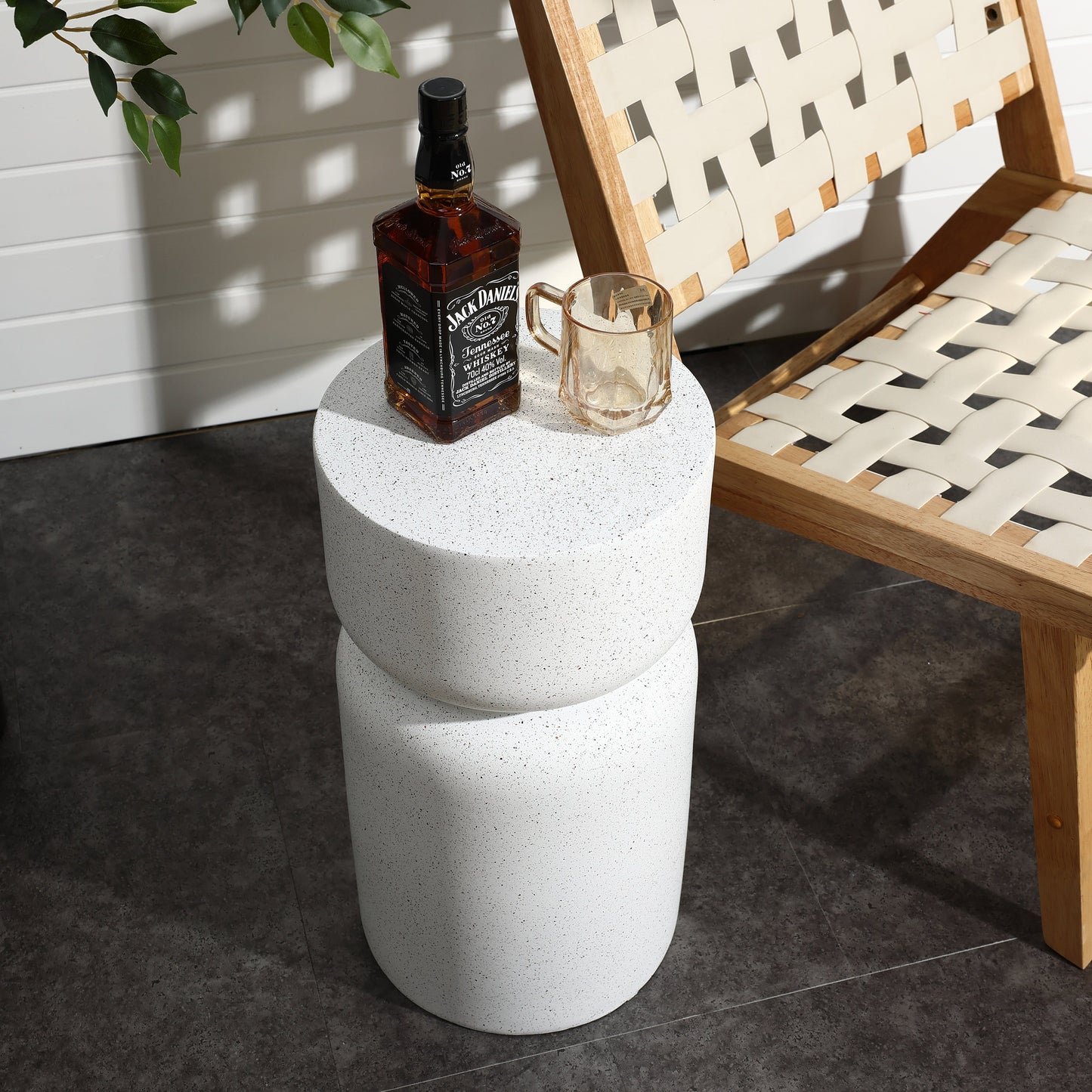 Rus323 Stool MgO Side Table, Gray