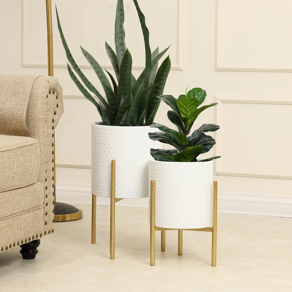 2-Piece Diamond Pattern Round Metal Cachepot Planter Set, White with Gold Stands