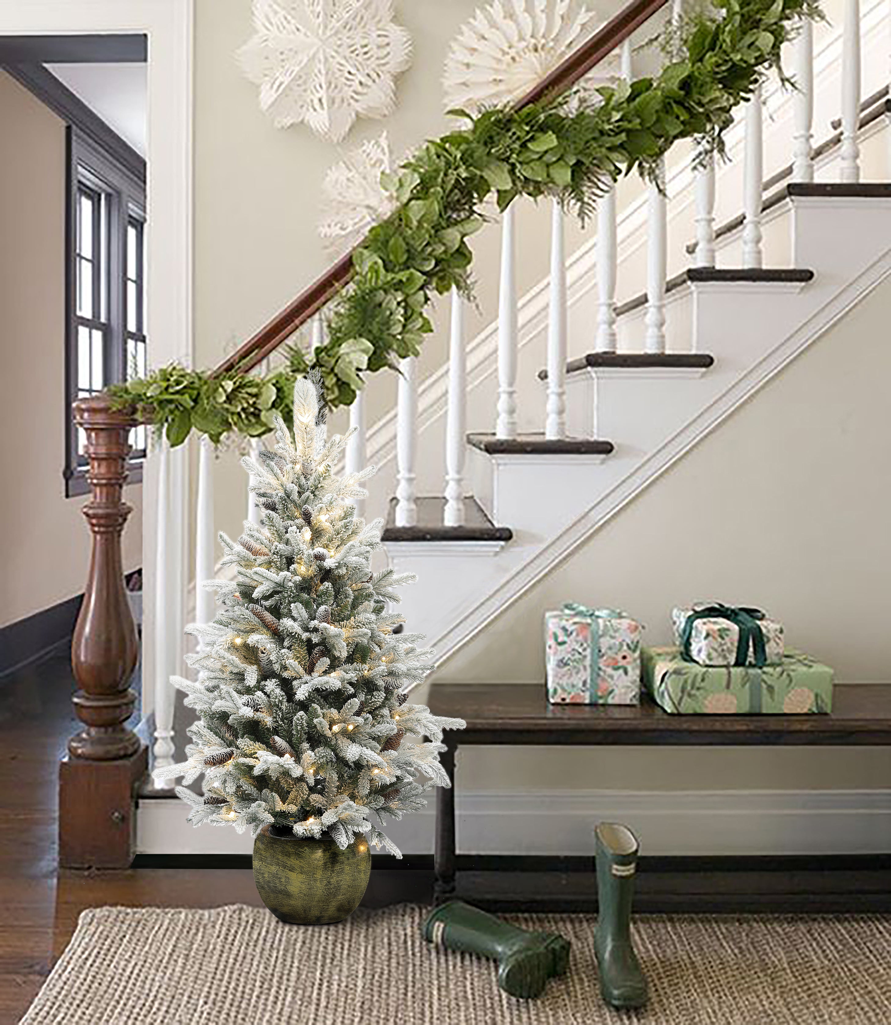 4.5Ft Pre-Lit Artificial Flocked Pine Tree with Pinecones and Pot