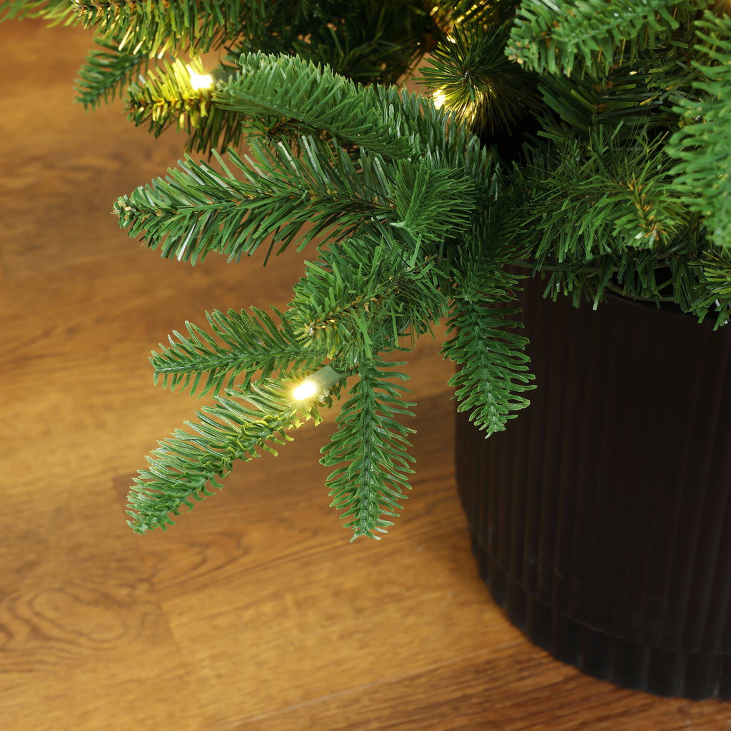 Pre-Lit Artificial Christmas Tree with Warm LED Lights – Dense Green Pine Needles, Black Pot, Easy Setup