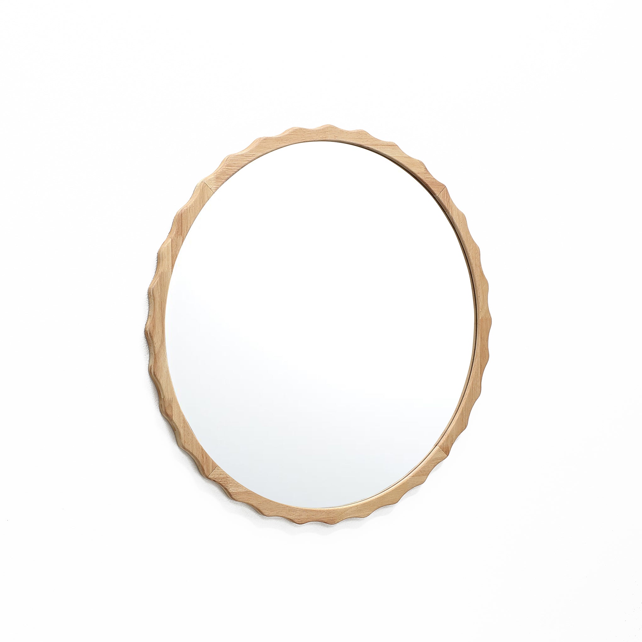 31.5-Inch Round Natural Rubberwood Scalloped Frame Wall Mirror