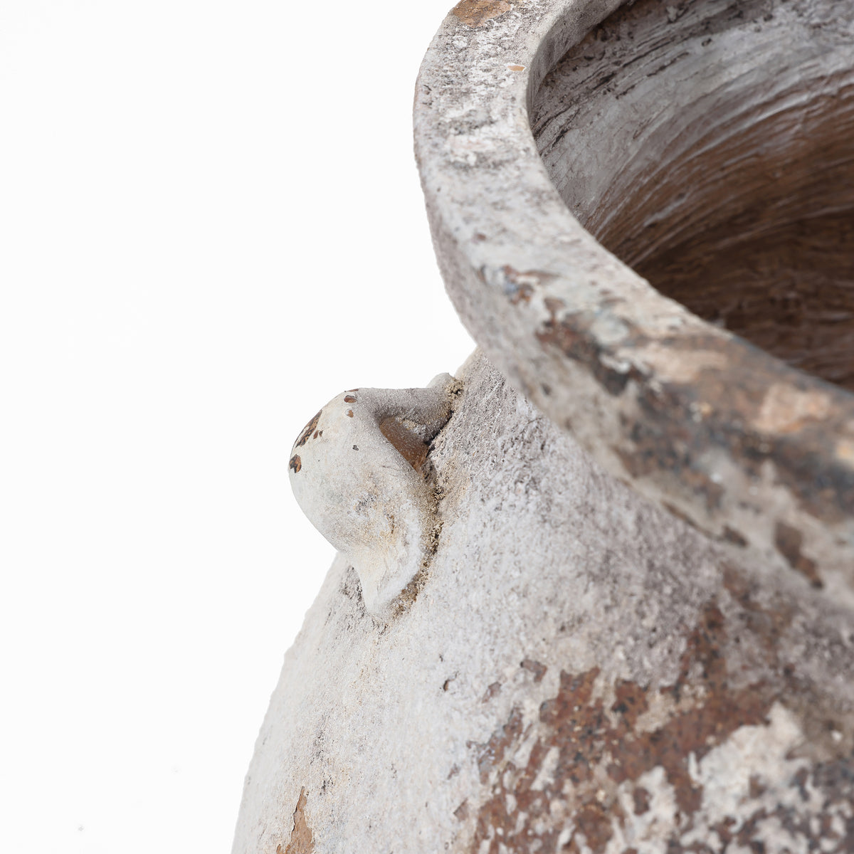 Cauldron MgO Planter, Distressed Off-White, 15"