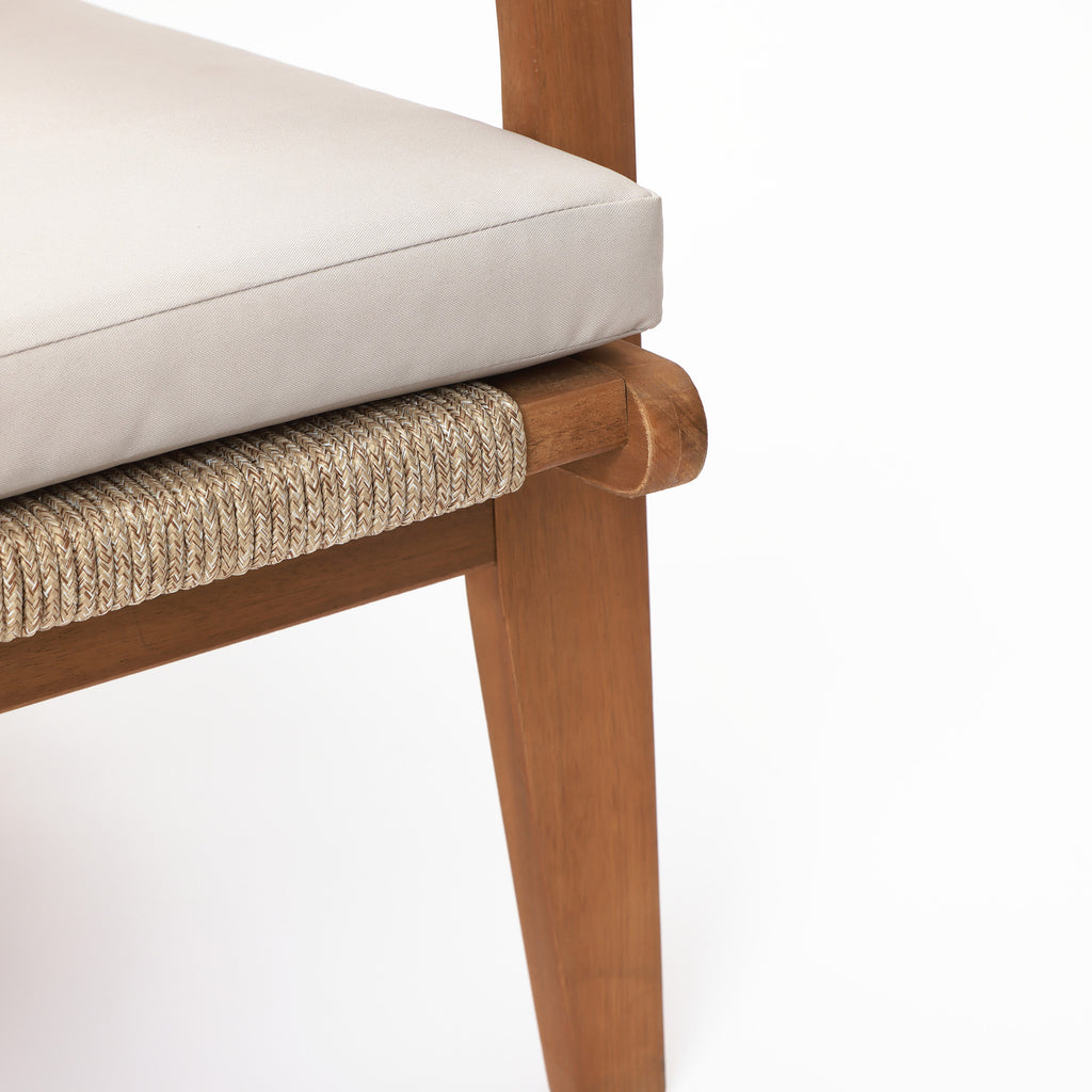 Outdoor Acacia Wood Deck Chair with Seat Cushion