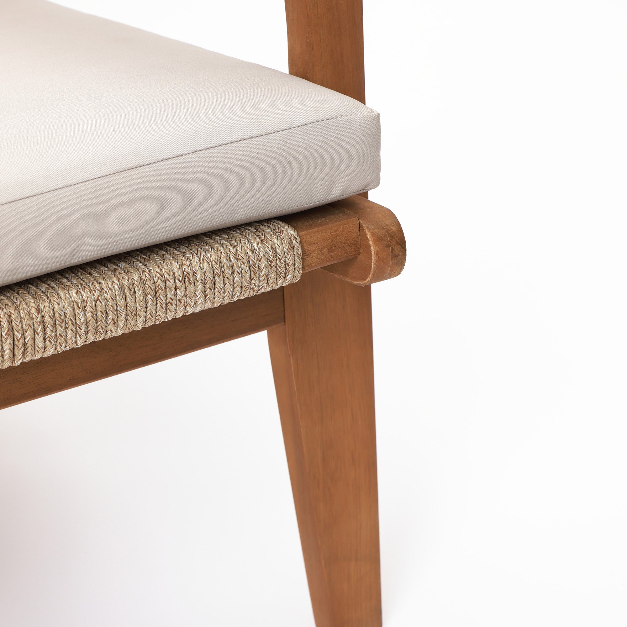 Outdoor Acacia Wood Deck Chair with Seat Cushion