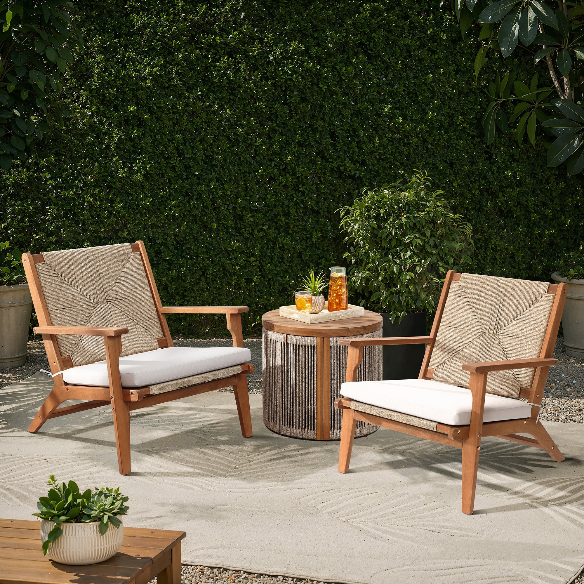 Outdoor Acacia Wood Deck Chair with Seat Cushion