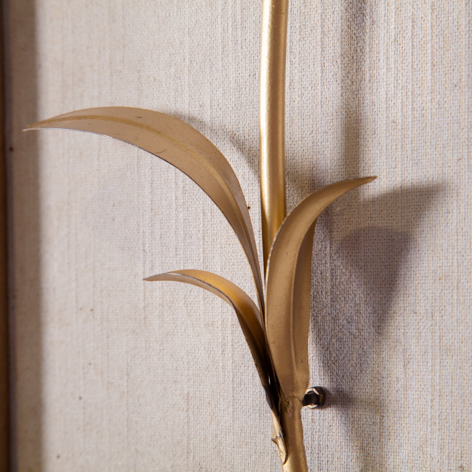 2-Piece White and Gold Flower Bouquet Wall Decor