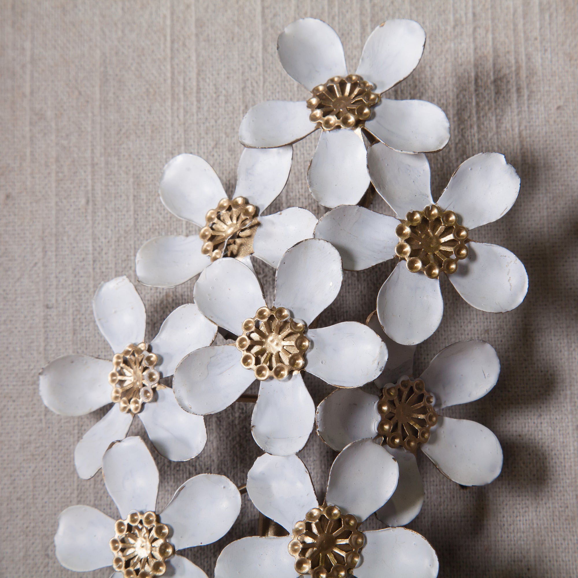 2-Piece White and Gold Flower Bouquet Wall Decor