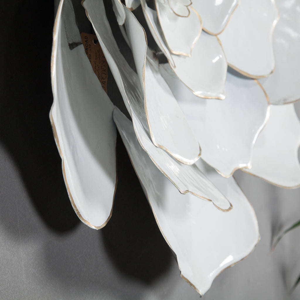 Elegant 3D Iron Floral Wall Art with Gold-Trimmed Petals