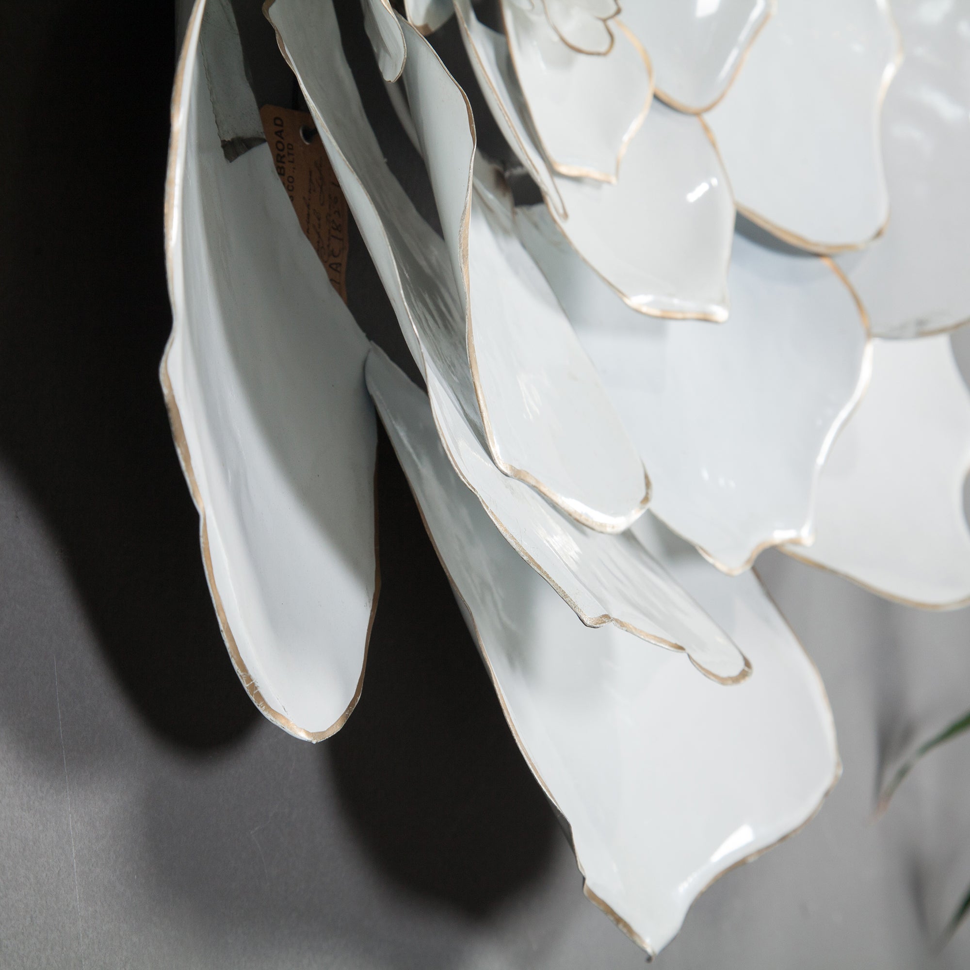 Elegant 3D Iron Floral Wall Art with Gold-Trimmed Petals