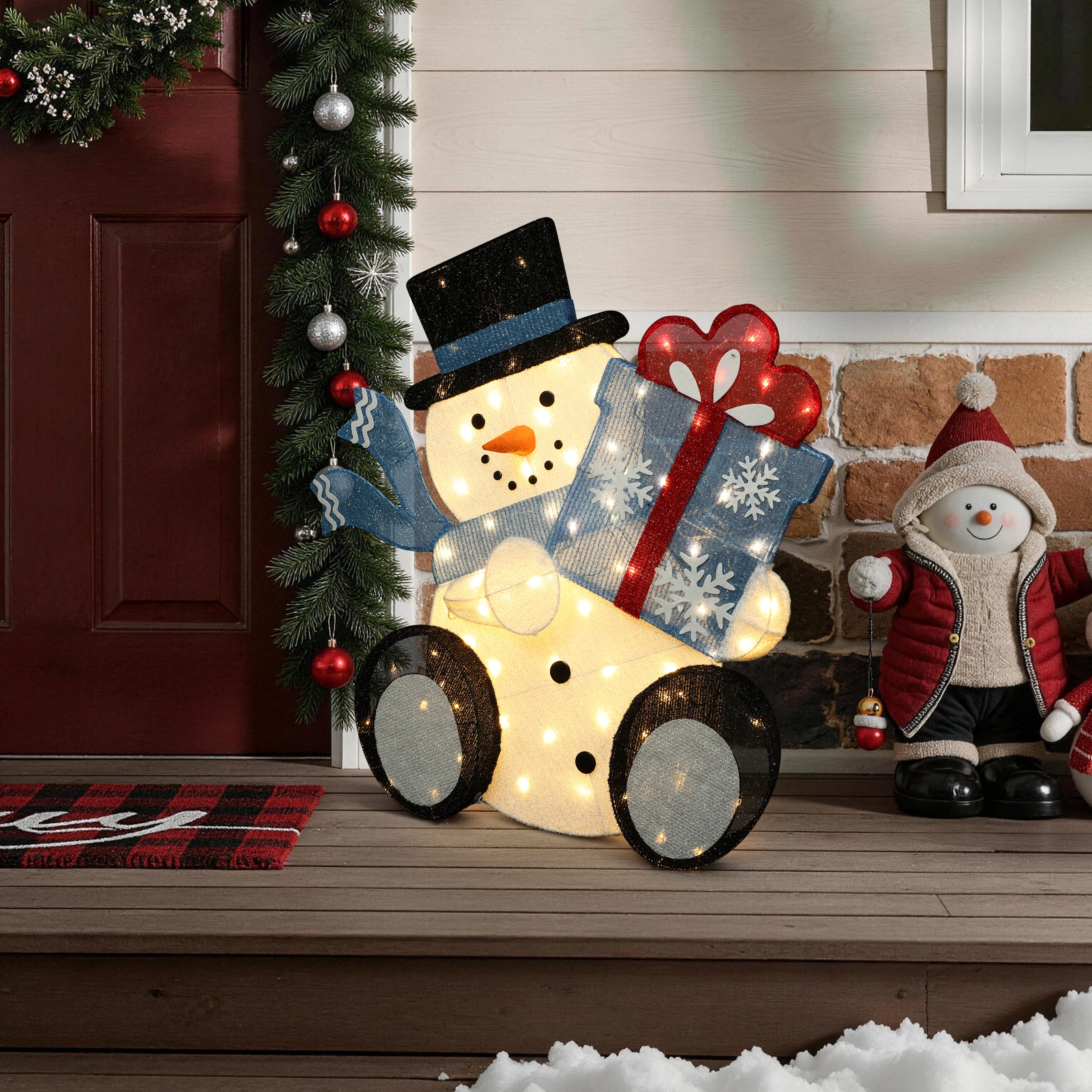31.5" 80 LED Warm White Lighted Snowman with Gift Christmas Decor, Pre-Lit Outdoor Yard Decoration with UL Adaptor, Holiday Lawn Decor for Garden, Party, Home