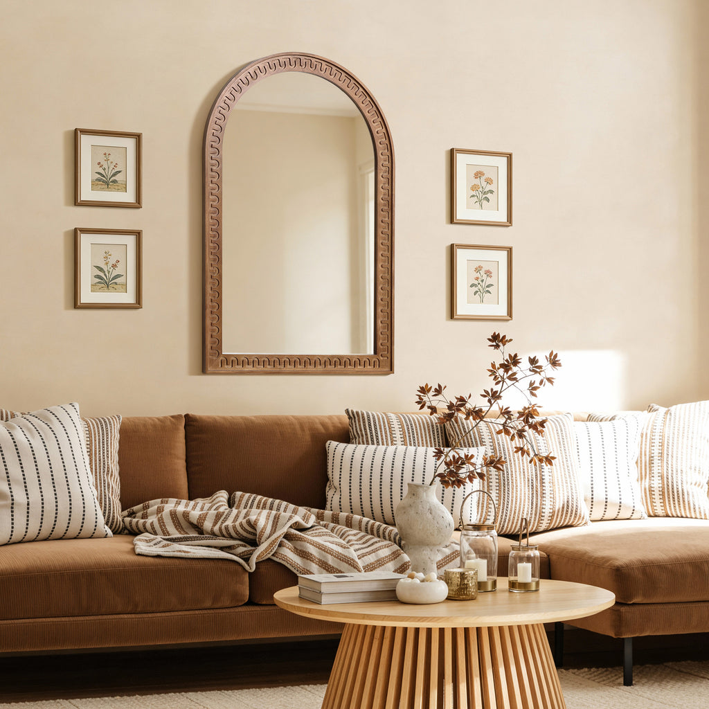 Arch Wall Mirror with Sculpted Rubberwood Frame, 39.4" H x 28.8" W