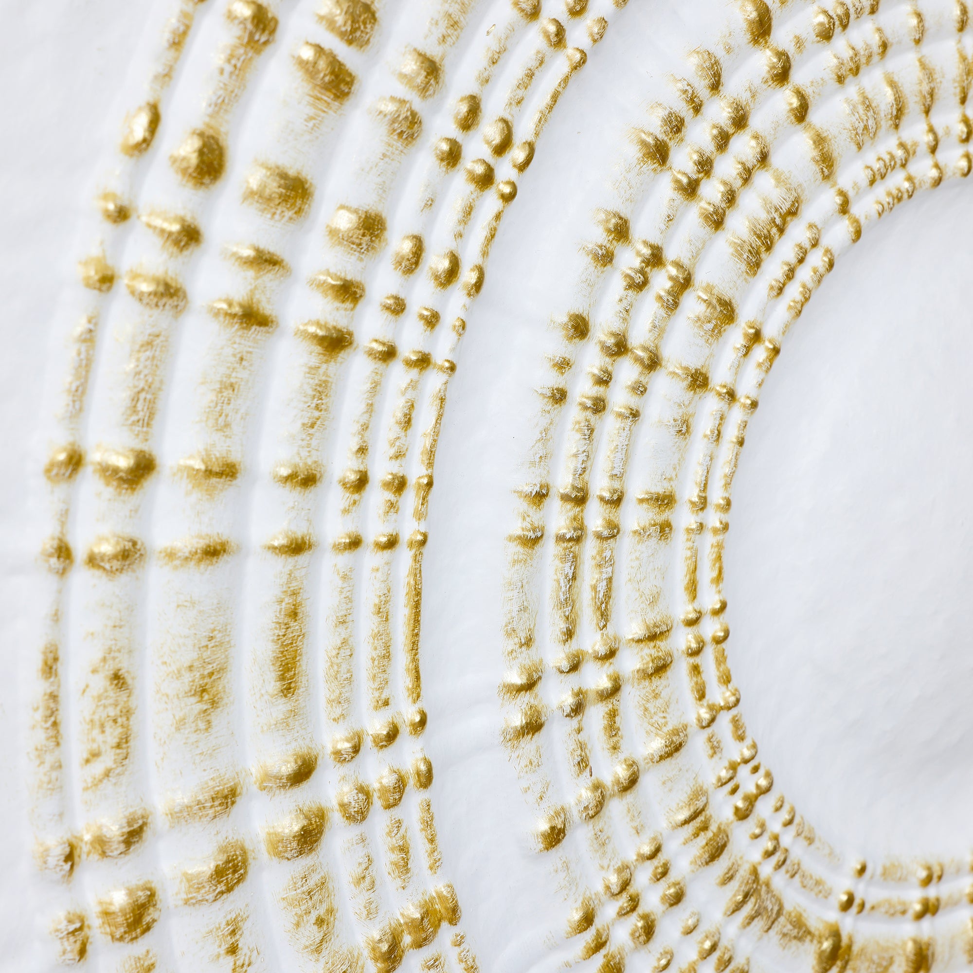 Minimalist Metal Wall Art –Minimalist Metal Wall Art – Square Iron Frame with Raised Circular Pattern