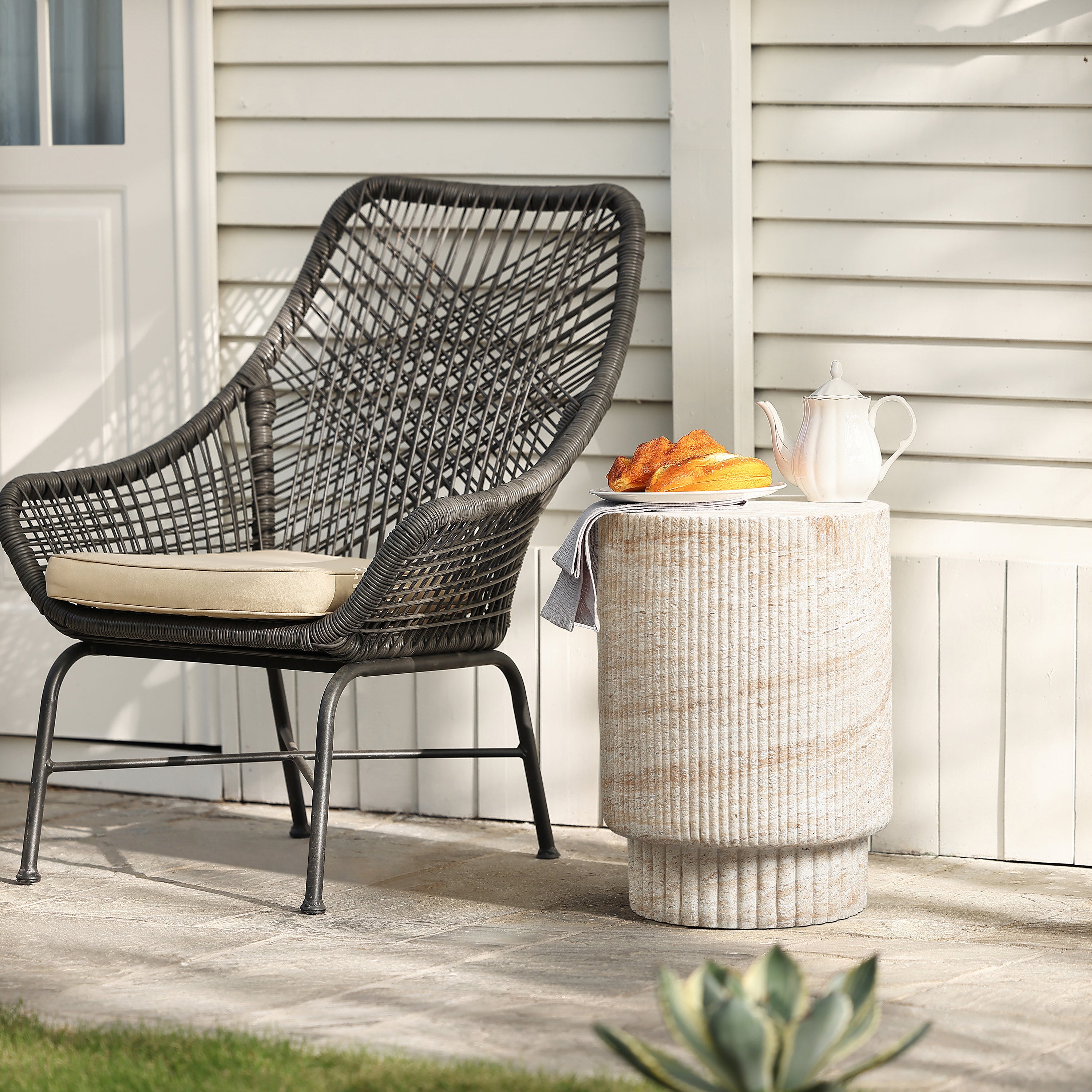 Travertine-Style Round Ribbed MgO Side Table
