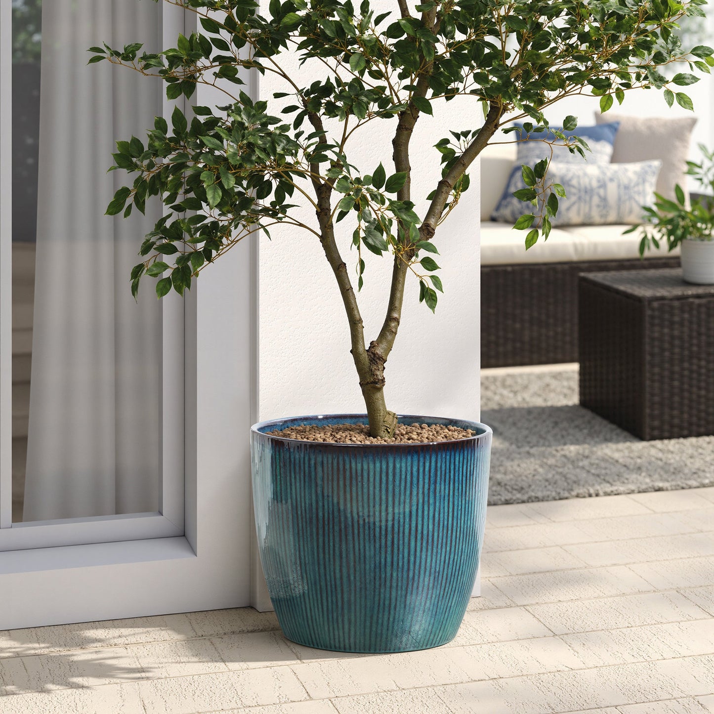 Verdis Glazed Ceramic Round Planter, Blue Ombre, 15"